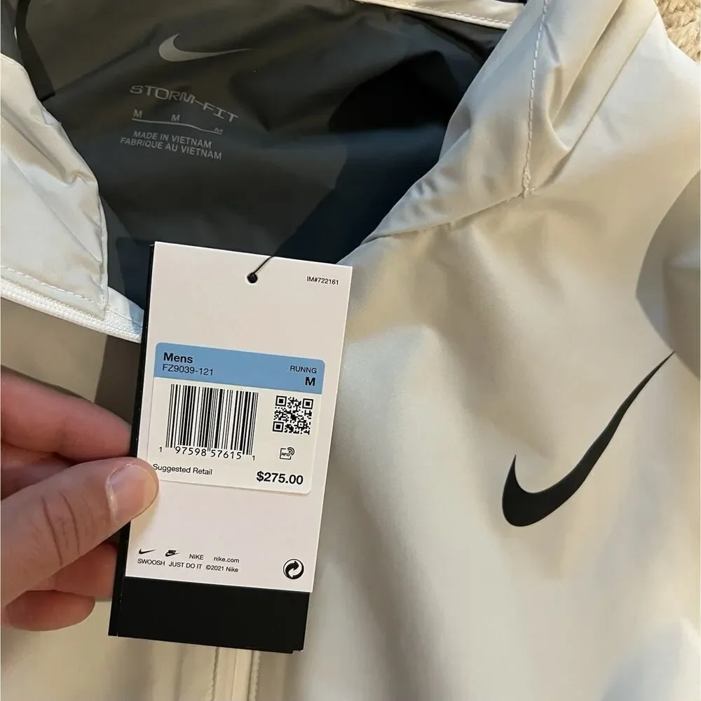 Nike AeroSwift Men Storm-FIT Aerogami Running Jacket White Medium FZ9039-121 NWT